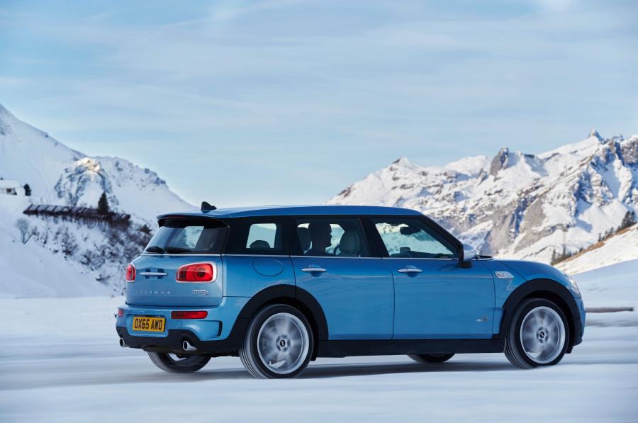  Mini Cooper S Clubman ALL4 2016 года  (фото 7 из 37)